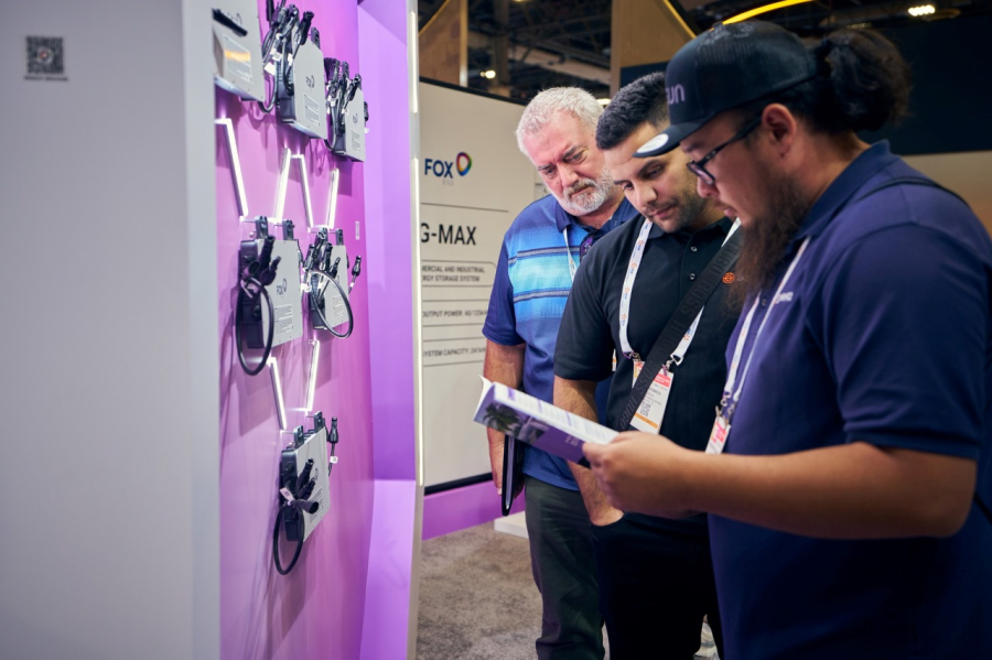 Fox ESS, RE+ 2025서 올인원·상업용 ESS 공개