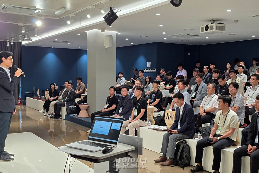 한국 자율주행, E2E 도입 움직임 가속…데이터·표준화가 관건