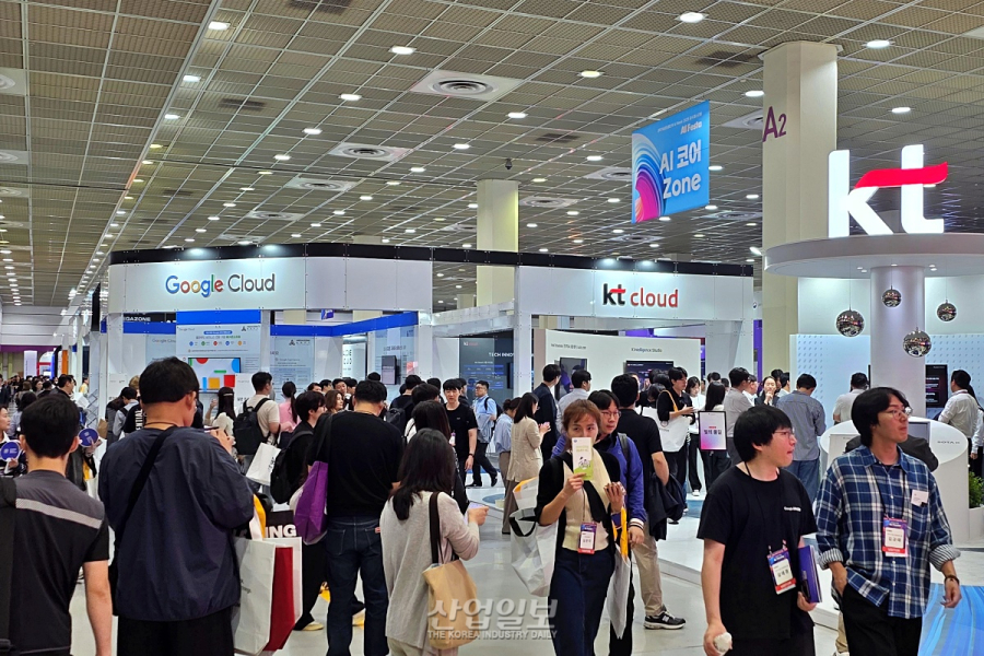 “‘AI 기본 사회’로 간다”…'AI 페스타 2025', G3 도약 청사진 공개