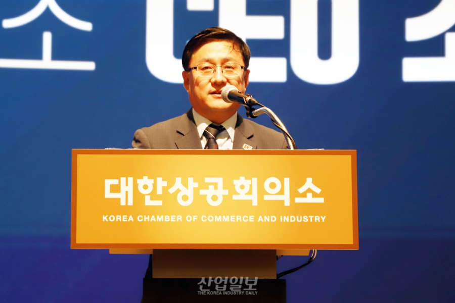 기후에너지환경부 김성환 초대 장관 “산업용 전기요금 추가 인상 억제에 총력” 언급