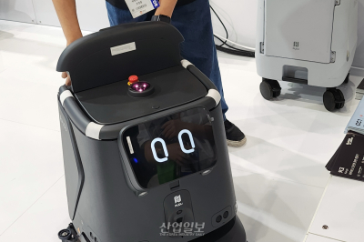 AI 도입, 서비스업 성과 본격화…제조업은 여전히 ‘과제’