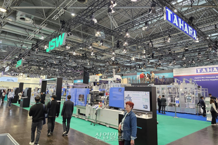 [독일 K 2025 현장] JSW그룹, 전동화·다층 성형·순환경제 기술로 플라스틱 산업 지향점 제시
