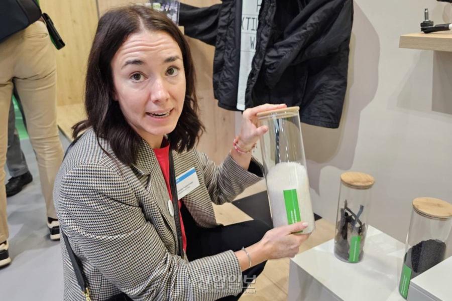 [독일 K 2025 현장] 바스프, ‘메이크·유즈·리사이클’ 전 주기 전략으로 순환경제 로드맵 구성