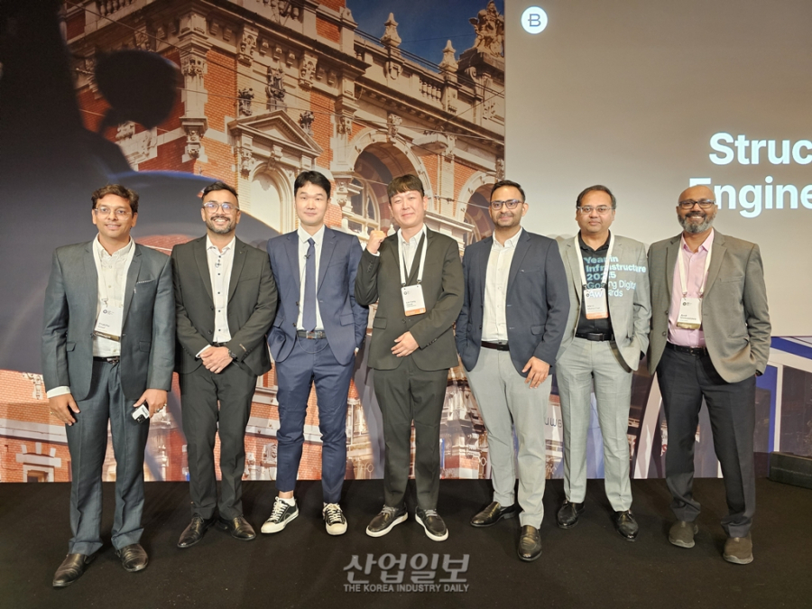 [YII 2025 현장] 현대엔지니어링, 현장 대신 공장서… 설계 자동화로 '스마트 건설' 주도