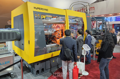 [K 2025 현장] 허스키, '3.8초' 고속 사출 시연… 지속가능성·성능 동시 잡았다