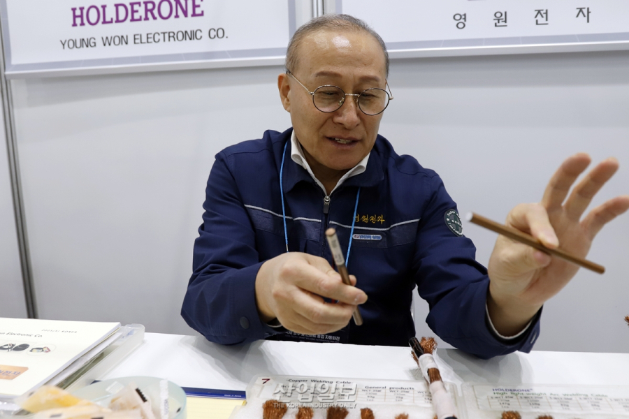 영원전자, 국산화·경량화 성공한 아크용접케이블 소개