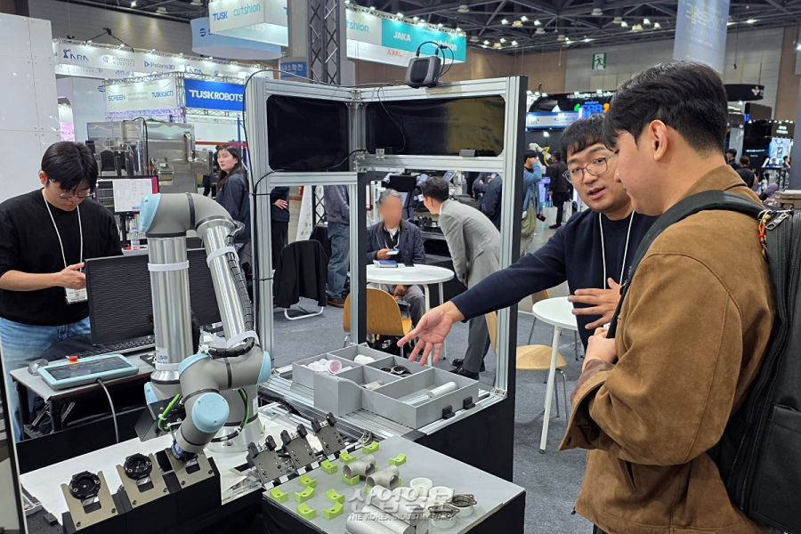 코라스로보틱스, 자동 툴체인저·맞춤형 로봇으로 ‘유연 자동화’ 해법 제시