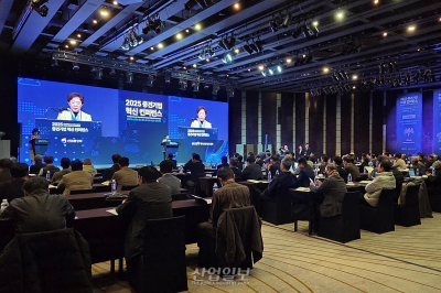 KIAT, ‘중견기업 혁신 컨퍼런스’ 개최… 통상·AI·ESG 전문가 총출동