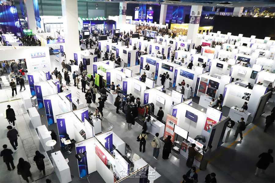 스타트업의 새로운 미래 펼치는 ‘컴업(COMEUP) 2025’ 개막