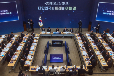 고용부, 청년 기준 34세로 상향·‘노동자 추정제’ 도입…“노동약자 보호 총력”