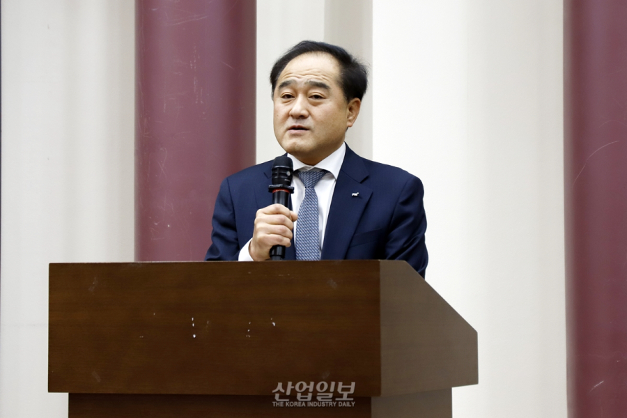 삐걱대는 성장사다리, 한국 경제가 흔들린다