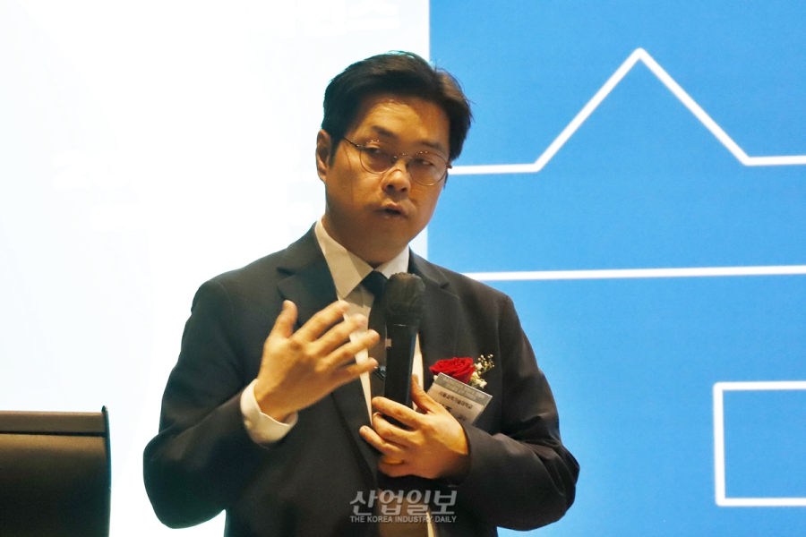 AI 3대 강국 노리는 한국, 수소연료로 안정적 전력 공급 확보 필요