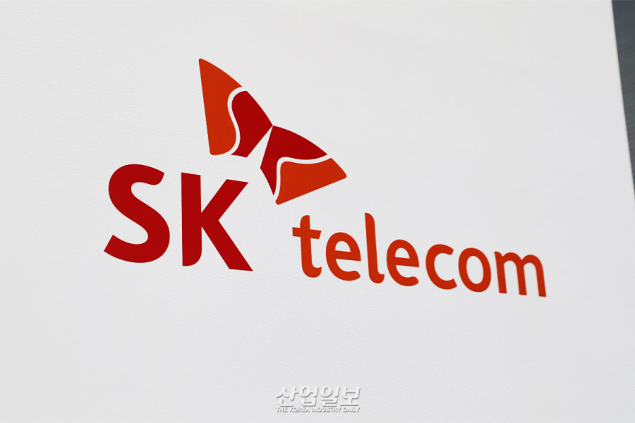 [2025 산업계 10대 뉴스③] 통신 3사 모두 뚫렸다…‘K-사이버 보안’ 비상등