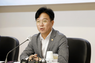 [2025산업계 10대 뉴스 ⑧]노란봉투법, 10년 만의 국회 통과에 근로자와 사측 희비 엇갈려