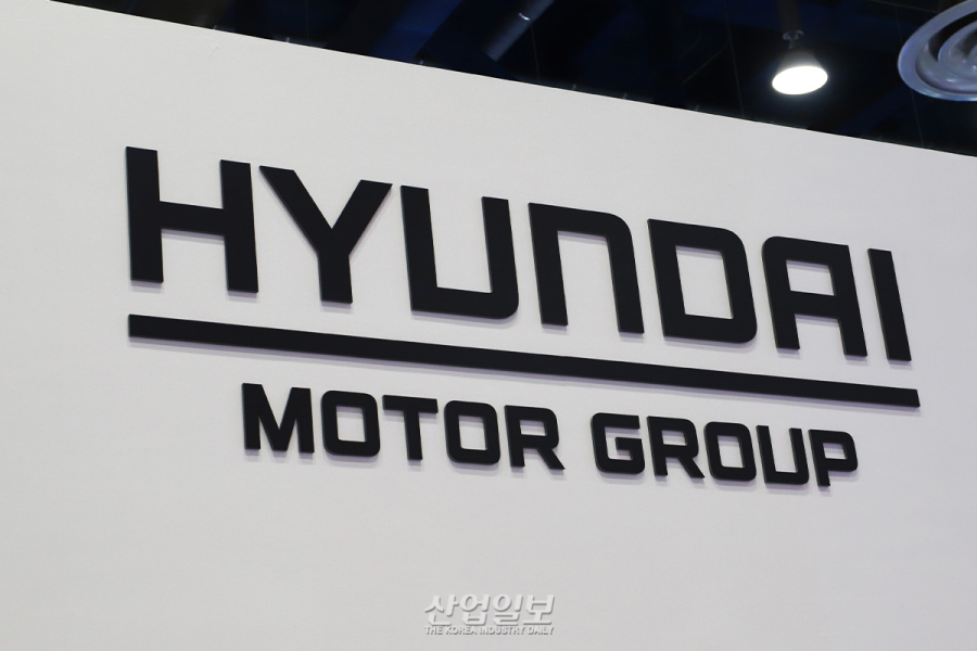 ‘사이버 포뮬러’, 현실이 되다…자율주행 경쟁 본격화