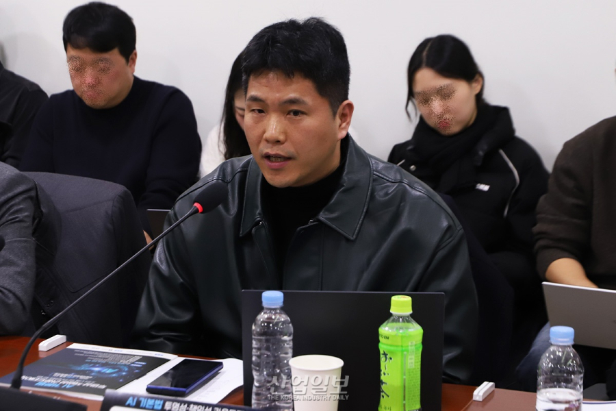 세계 최초 포괄법 ‘AI 기본법’, 산업 현장 “준비 안 됐다”