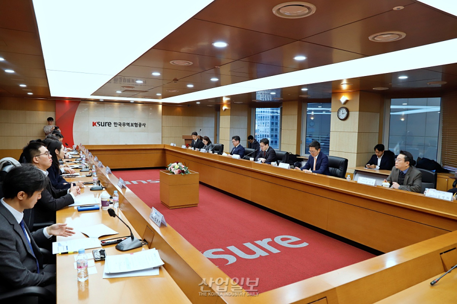 “K-수출, 2년 연속 7천억 달러 도전”… 산업부, 새해 통상 점검 착수