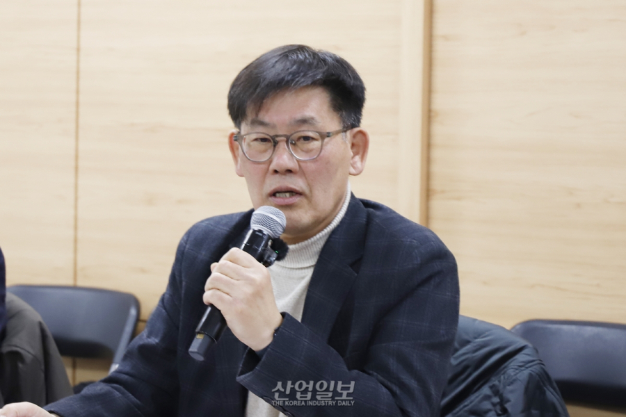 AI·데이터센터 전력수요, SMR 전력공급 기다리면 늦는다