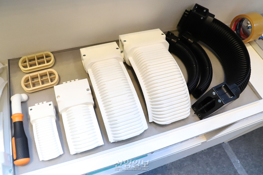 개폐형 클린룸 케이블 체인으로 유지보수 효율 향상