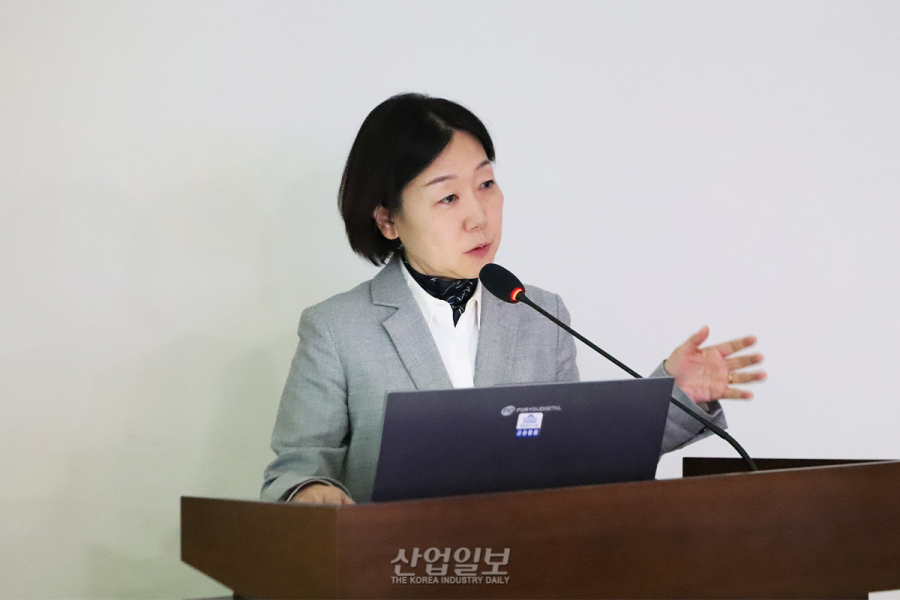 [산업을 바꾸는 AI④] 콘텐츠 산업, AI 활용 임계점 넘어…정책 불확실성 해소 요구↑