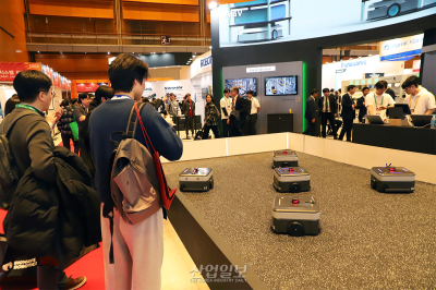 현대무벡스, 로봇 군집 제어로 물류 흐름 최적화