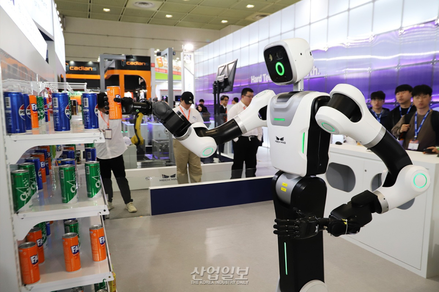 로봇 자동화, 공장 넘어 매장으로…‘리테일 휴머노이드’