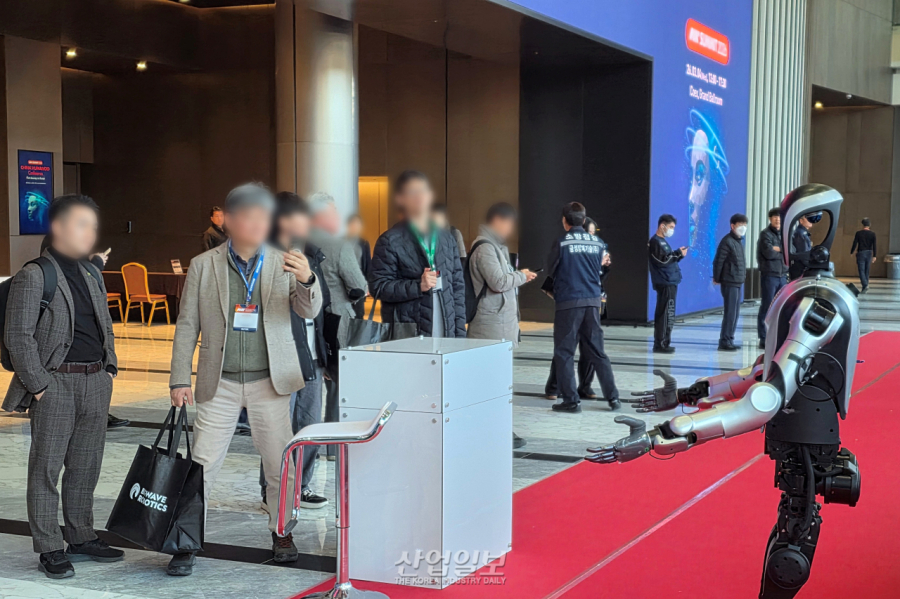 “올해 10만 대 양산설까지”… 데이터·공급망으로 무장한 중국 휴머노이드 군단