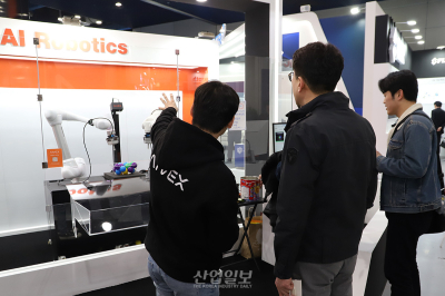 AIVEX, 노코드·LLM 로봇 제어 플랫폼 선보여…이종 로봇 연동까지