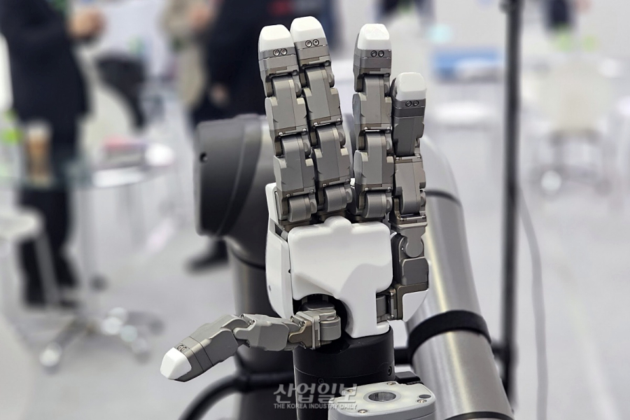 테크맨 로봇·테솔로, AW 2026서 다품종 소량생산 대응 협동 로봇 자동화 솔루션 공개