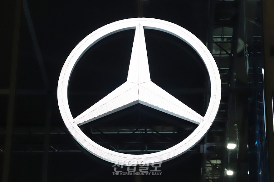 벤츠, EQE·EQS 차량 배터리 정보 왜곡…과징금 약 112억 원 부과·검찰 고발
