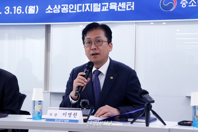 소상공인 정책자금 ‘7분 컷’ 논란… 중기부, 접수 방식 개편 검토