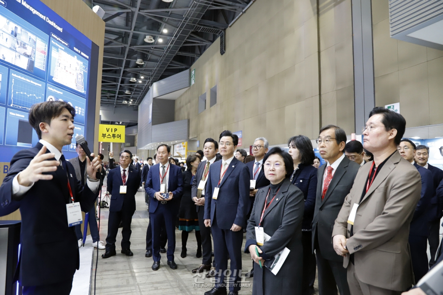 [포토뉴스] 세계보안엑스포·전자정부 정보보호 솔루션 페어(SECON2025·eGISEC 2026), AI시대 보안의 새로운 기준 제시