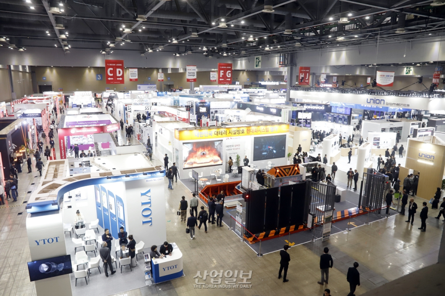 [포토뉴스] 세계보안엑스포·전자정부 정보보호 솔루션 페어(SECON2025·eGISEC 2026), AI시대 보안의 새로운 기준 제시