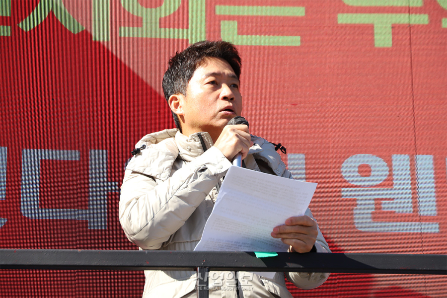 “코엑스 ‘셧다운’ 1년 6개월… 120여 개 전시회는 어디로”