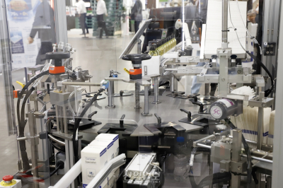 [KOREA PACK &ICPI WEEK 2026]로터리 카토닝 머신에 ‘원터치’ 기능 부착으로 편의성 제고