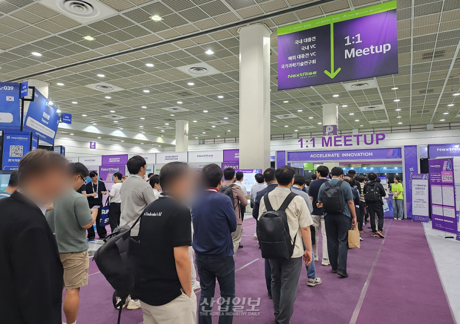 [18개월 반쪽 운영, 전시업계 ‘고사 위기’ ③] 국정과제 무색한 ‘코엑스 불통’…생존 벼랑 끝에 선 MICE 산업