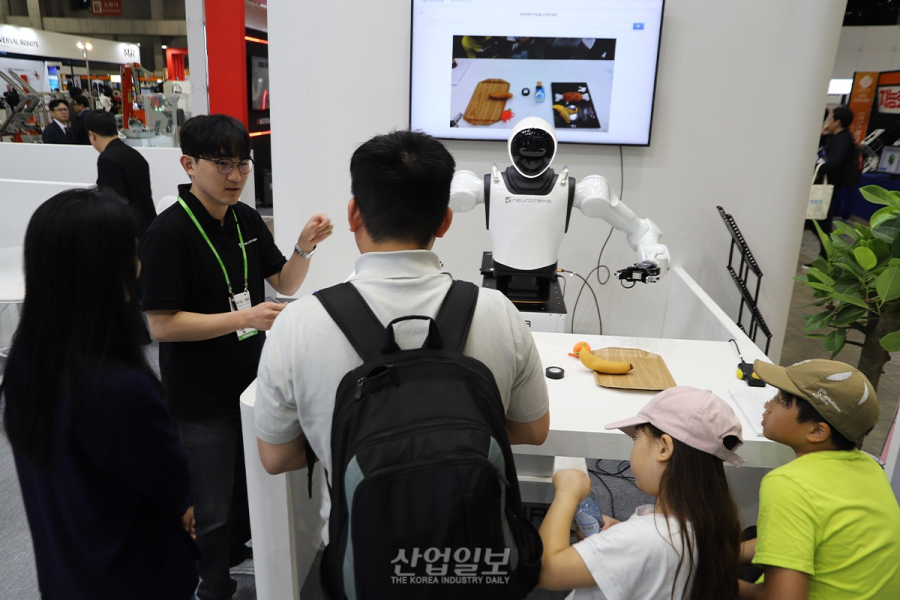 뉴로메카, 산업용 휴머노이드 ‘에이르’로 고정형 공정 자동화