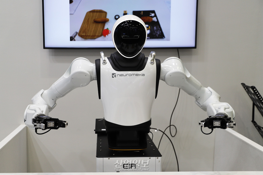 뉴로메카, 산업용 휴머노이드 ‘에이르’로 고정형 공정 자동화