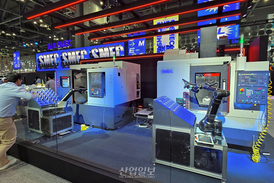 스맥, 공작기계·로봇·5G 연계한 스마트팩토리 모델 제시