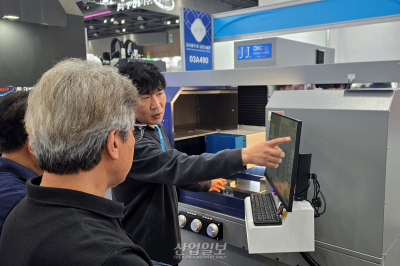 한국NSD, PC 기반 컨트롤러 적용한 CNC 연삭기 공개