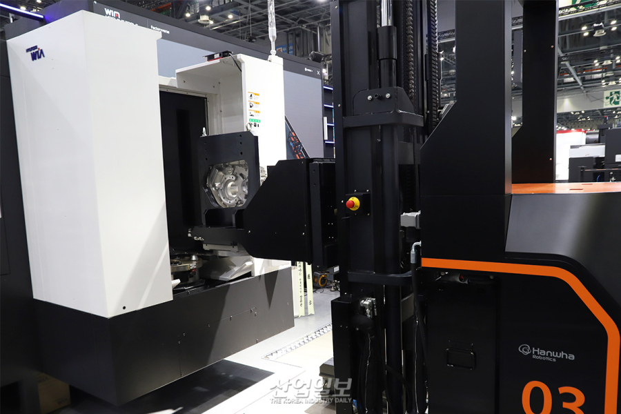 위아공작기계, 심토스서 ‘피지컬 AI’ 자동화 시연