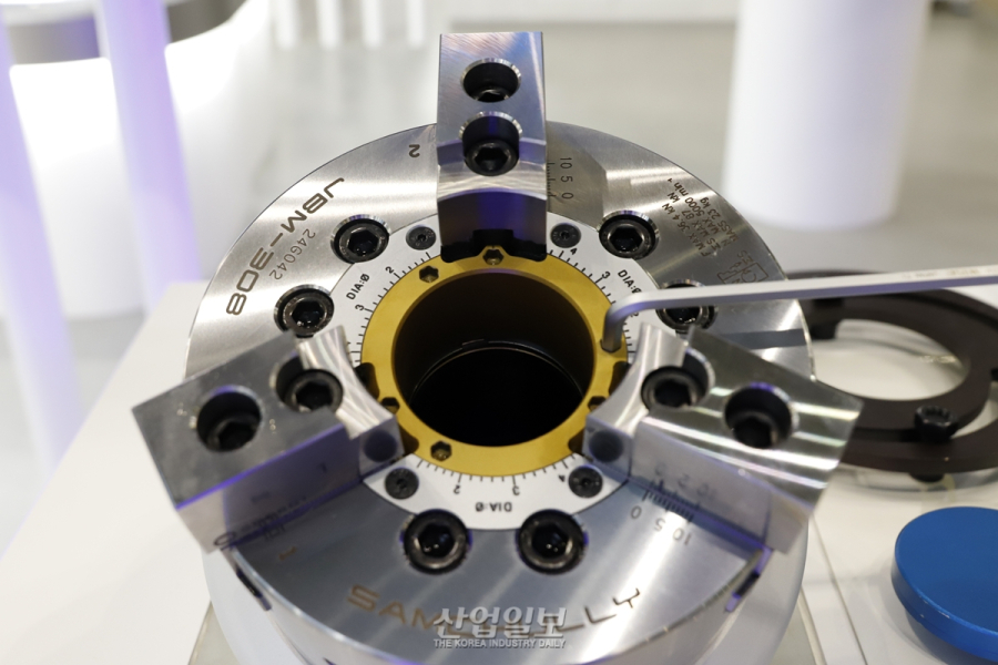 삼천리기계, 성형링 내장형 JB척·SDN 실린더 등으로 머신툴 토탈솔루션 명성 이어간다