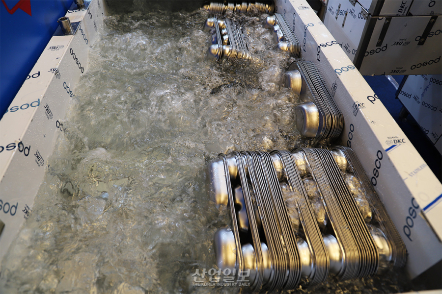 식판 세척도 ‘자동화’ 시대…3명이 하던 작업을 혼자서