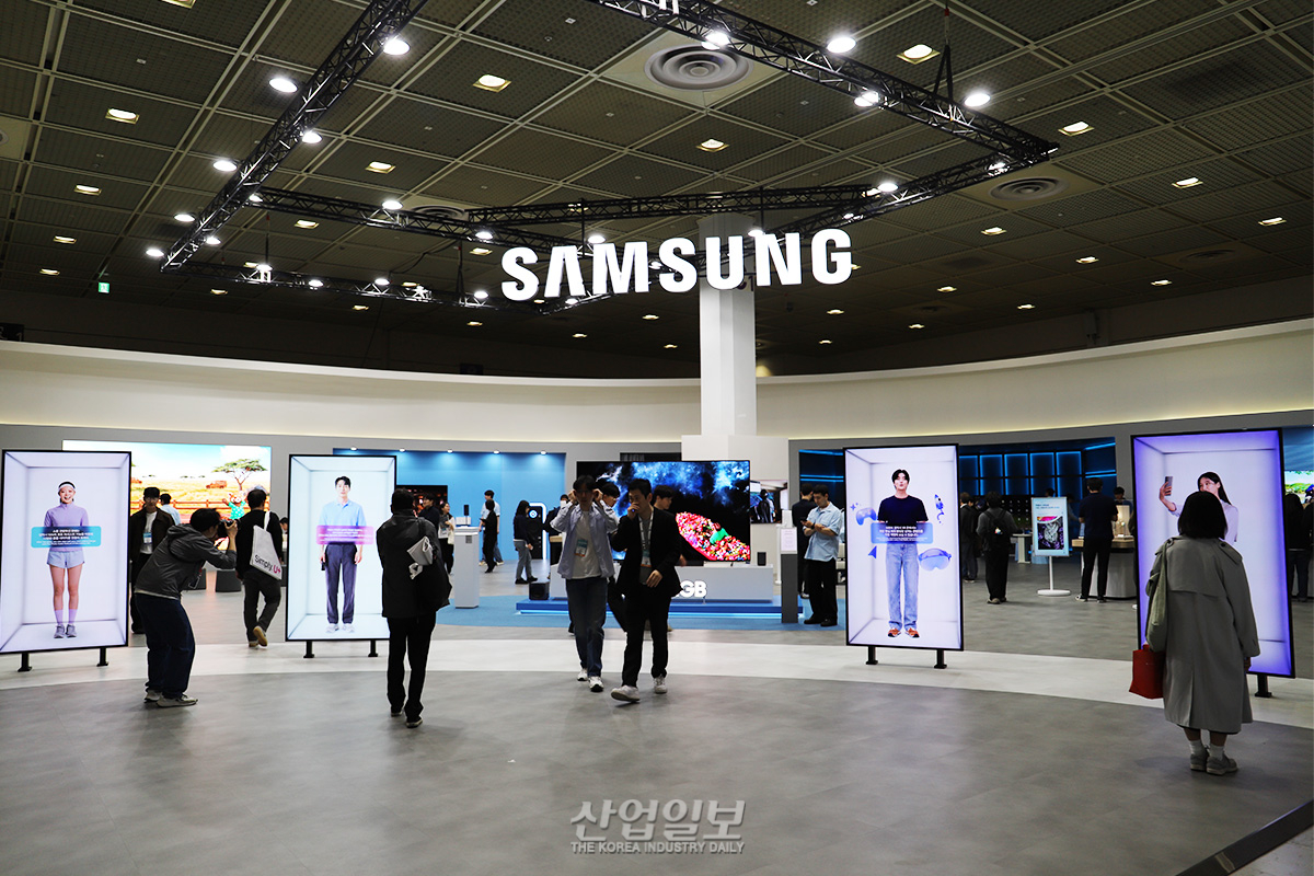 삼성전자, 월드IT쇼서 최신 AI 기능 선보여