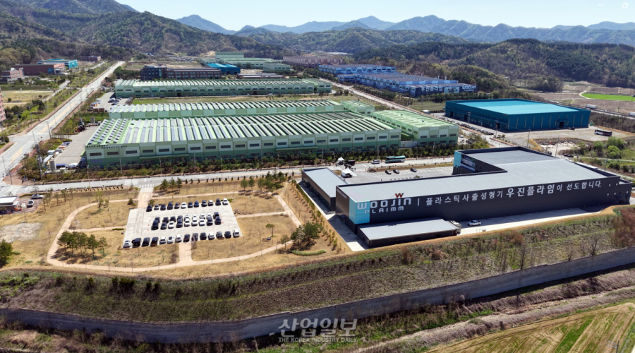 [IN-HOUSE 2026] 우진플라임, 사출기와 로봇 묶은 통합 공정 띄운다