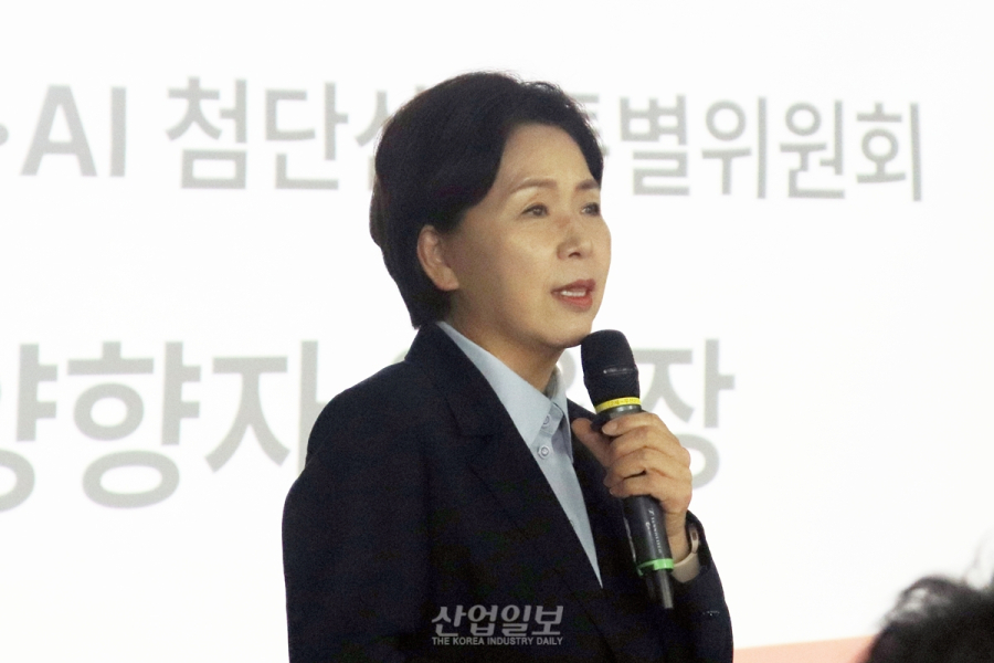 AI 시대 대동맥인 HBM, 기술 뿌리는 한국에 남겨야