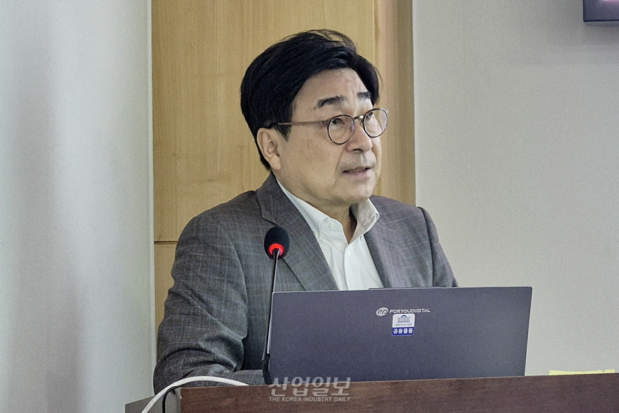 AI시대 에너지원, 원전을 핵심으로 재생에너지와 LNG가 보조해야