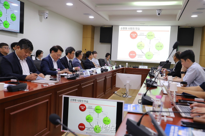 [핵심광물 공급망①] 첨단산업의 ‘아킬레스건’…공급망 안정 열쇠로 떠오른 재자원화