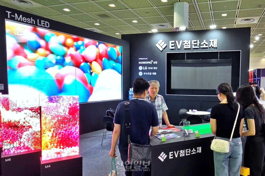 EV첨단소재, 투명 LED ‘액트비전’으로 맞춤형 사이니지 솔루션 확대