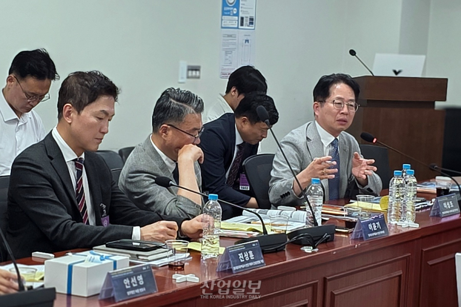 서류에 갇힌 건설 현장 안전… 발주청 지원군 투입에 재해율 32% ‘뚝’